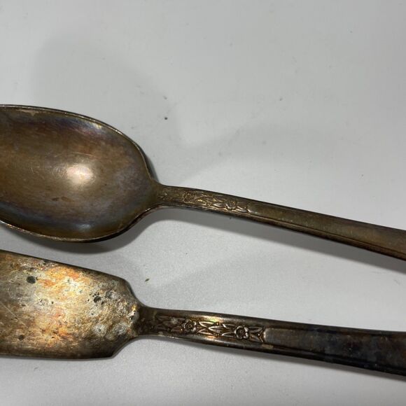 Vintage 1847 Rogers Bros IS Silverplate Flatware Spoon & Butter Spreader - Picture 5 of 8